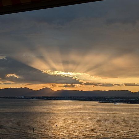 Bahia Apartamento Sobre El Mar Salou Exteriör bild