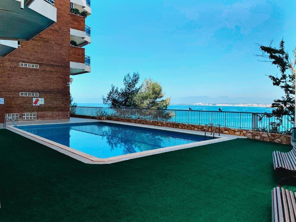 Bahia Apartamento Sobre El Mar Lägenhet Salou Exteriör bild